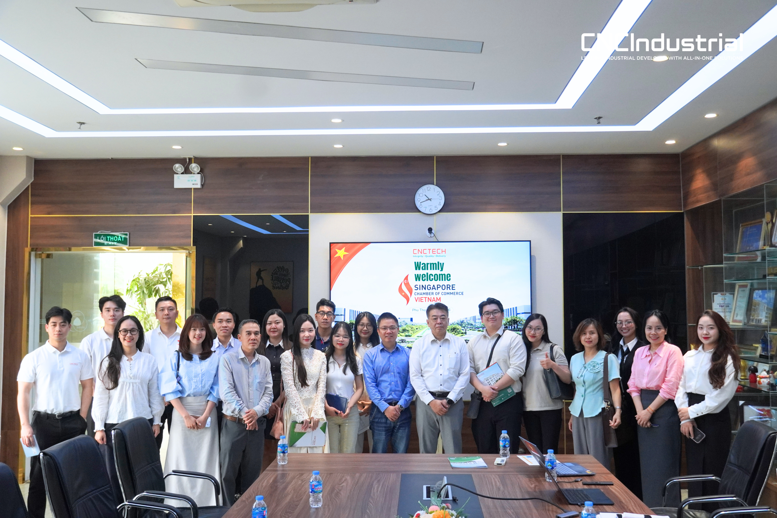 Đoàn doanh nghiệp SingCham tại sự kiện